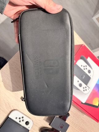 Nintendo Switch OLED + microSD 256gb + funda