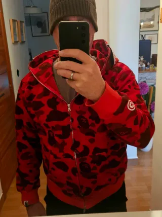 Sudadera A Bathing Ape Sark Camuflaje Roja