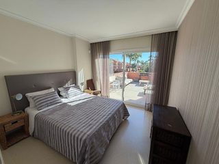 Piso en alquiler en Puerto Banús en Marbella