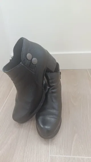 Botines Yokono Negros