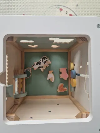 Cubo de actividades infantil