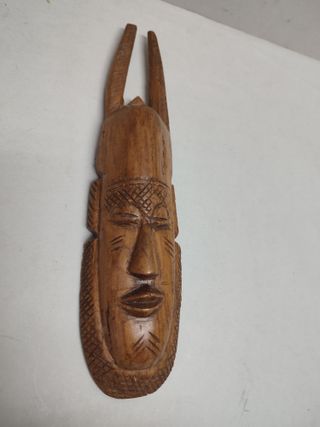 Mascara de Madera 27 CM