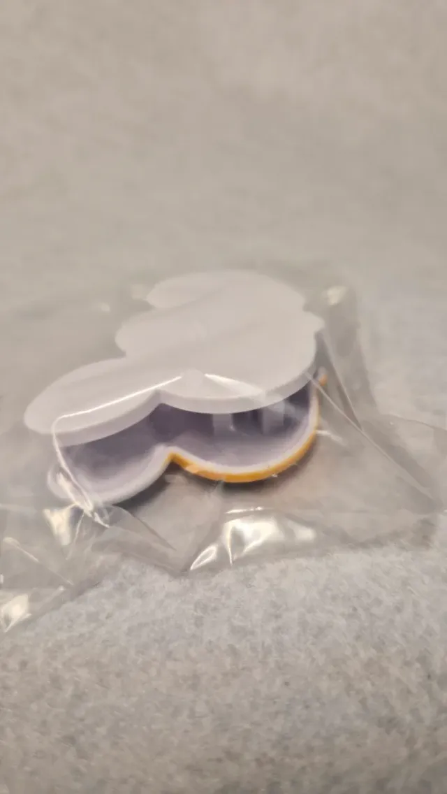 Pinza Tamagotchi Memetchi Bandai