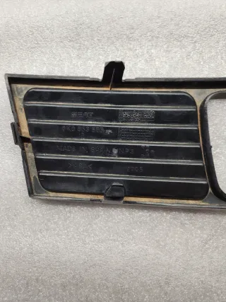 Embellecedor Antiniebla Seat Córdoba