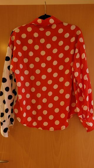 Camisa lunares bicolor roja y blanca