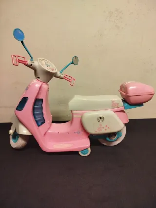 Moto Scooter Nancy Rosa