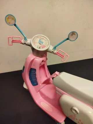 Moto Scooter Nancy Rosa