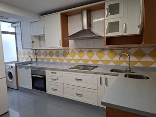 Piso en alquiler en Santa Rosa - Valdeolleros en Córdoba