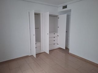 Piso en alquiler en Santa Rosa - Valdeolleros en Córdoba