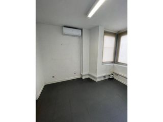 Local comercial en alquiler en Centre - Joan Prim en Granollers