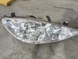 Faros Delanteros Peugeot 307 (2 Unidades)