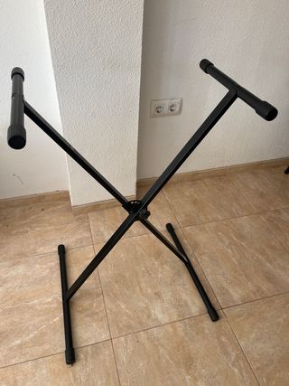 Teclado midi Arturia Keylab 61 Essential + soporte