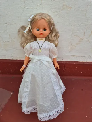 Muñeca de Primera Comunión