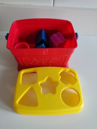 Juguete cubo Fisher Price Rojo y Amarillo. Piezas