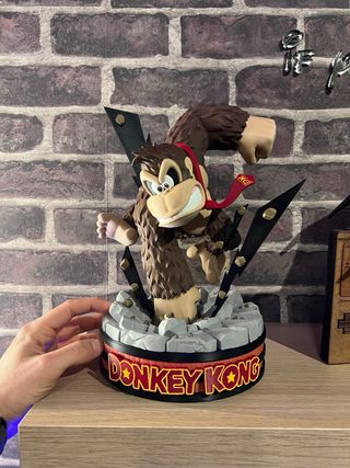 Estatua Donkey Kong Nintendo