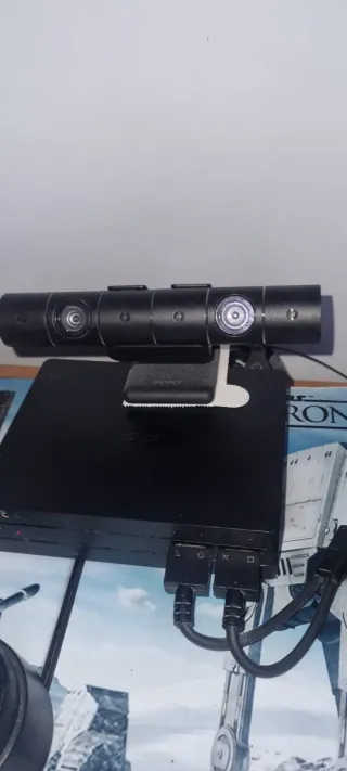 PS4 500GB + Gafas 3D VR