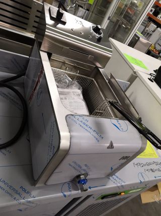 Freidora 8L Alto Rendimiento HR Outlet