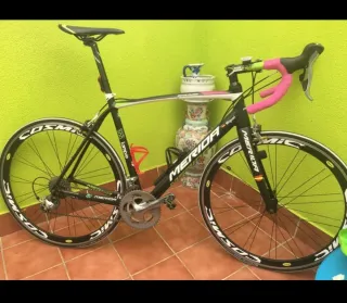 Bicicleta de carretera Merida