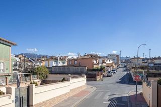Terreno en venta en Zubia (La)