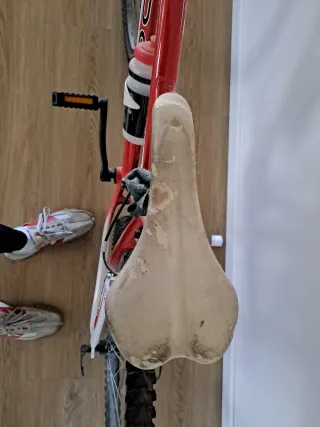 Bicicleta Montaña + Casco + Accesorios