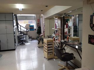 Local comercial en venta en Flores de Sil - La Placa en Ponferrada