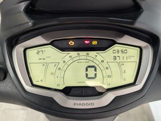 PIAGGIO BEVERLY 300 2023