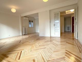 Piso en alquiler en Recoletos en Madrid