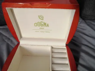 Caja para reloj Dogma