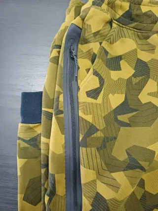 Nike Tech Fleece Pantalones Camo Olive