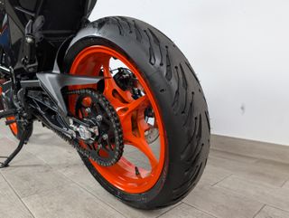 KTM DUKE 125 2024