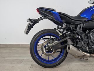 YAMAHA MT 07 2022