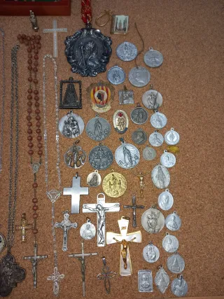 Lote artículos religiosos