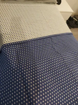 Colcha Zara Home Estrellas Azul y Blanco cama 90cm