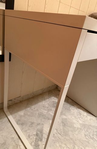 Escritorio blanco moderno