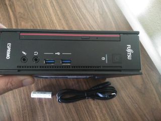 Mini PC Fujitsu ESPRIMO Q956