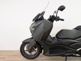 YAMAHA XMAX 300 2025