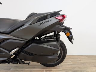 YAMAHA XMAX 300 2025