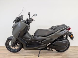 YAMAHA XMAX 300 2025