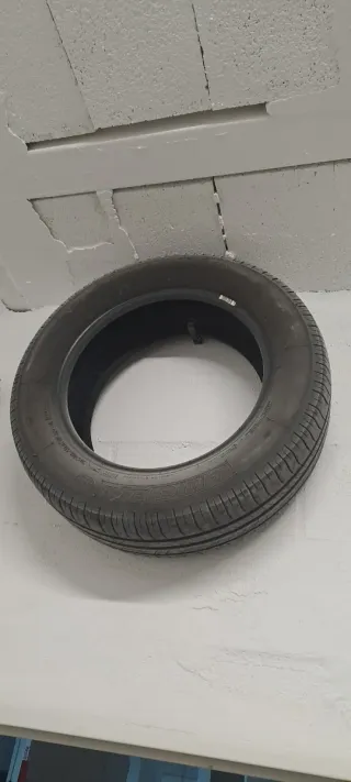 Neúmatico de coche Kia niro