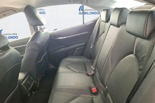 Toyota Camry 2.5 220H Advance