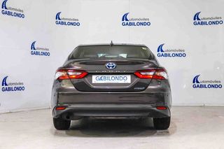 Toyota Camry 2.5 220H Advance