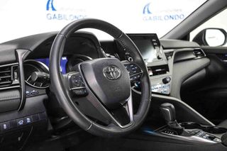 Toyota Camry 2.5 220H Advance