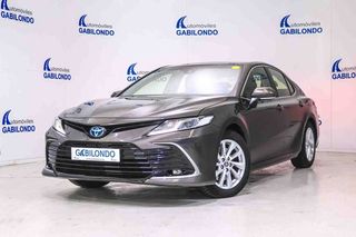 Toyota Camry 2.5 220H Advance