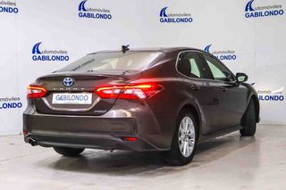 Toyota Camry 2.5 220H Advance