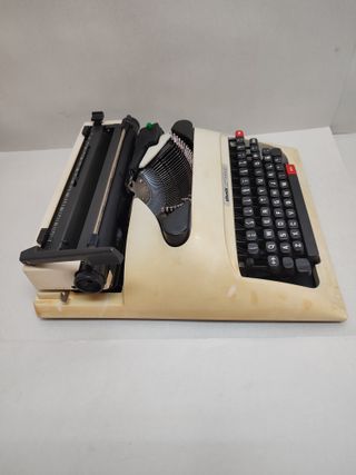 Máquina de Escribir Olivetti Lettera 12 AVERIADA