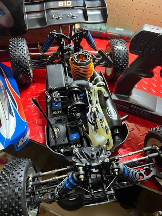 Team Losi 810 1/8 Buggy RTR