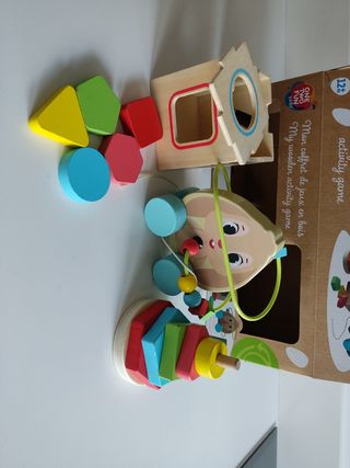 Juguete de madera para bebés +12 meses. Montessori