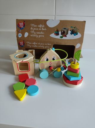 Juguete de madera para bebés +12 meses. Montessori