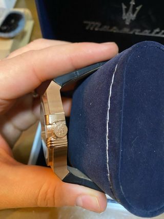 Reloj Maserati Dorado y Negro