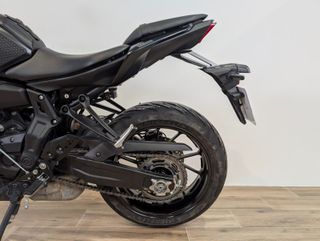 YAMAHA MT 07 2022